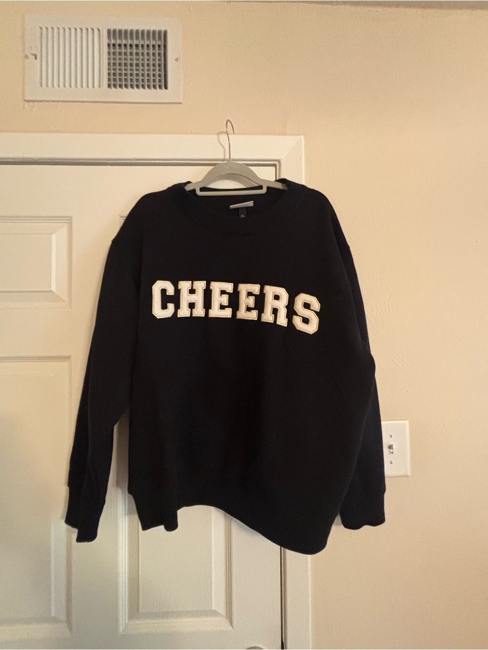 Universal Thread Black Crewneck Sweatshirt with White CHEERS Applique